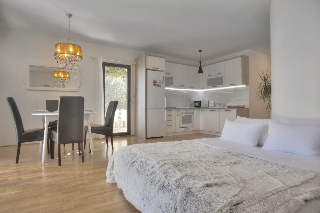 Gregovic Family Apartments Petrovac Extérieur photo
