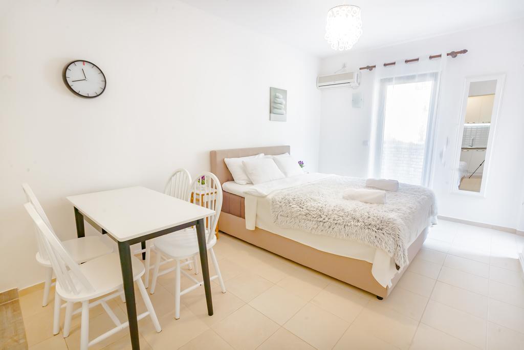Gregovic Family Apartments Petrovac Extérieur photo