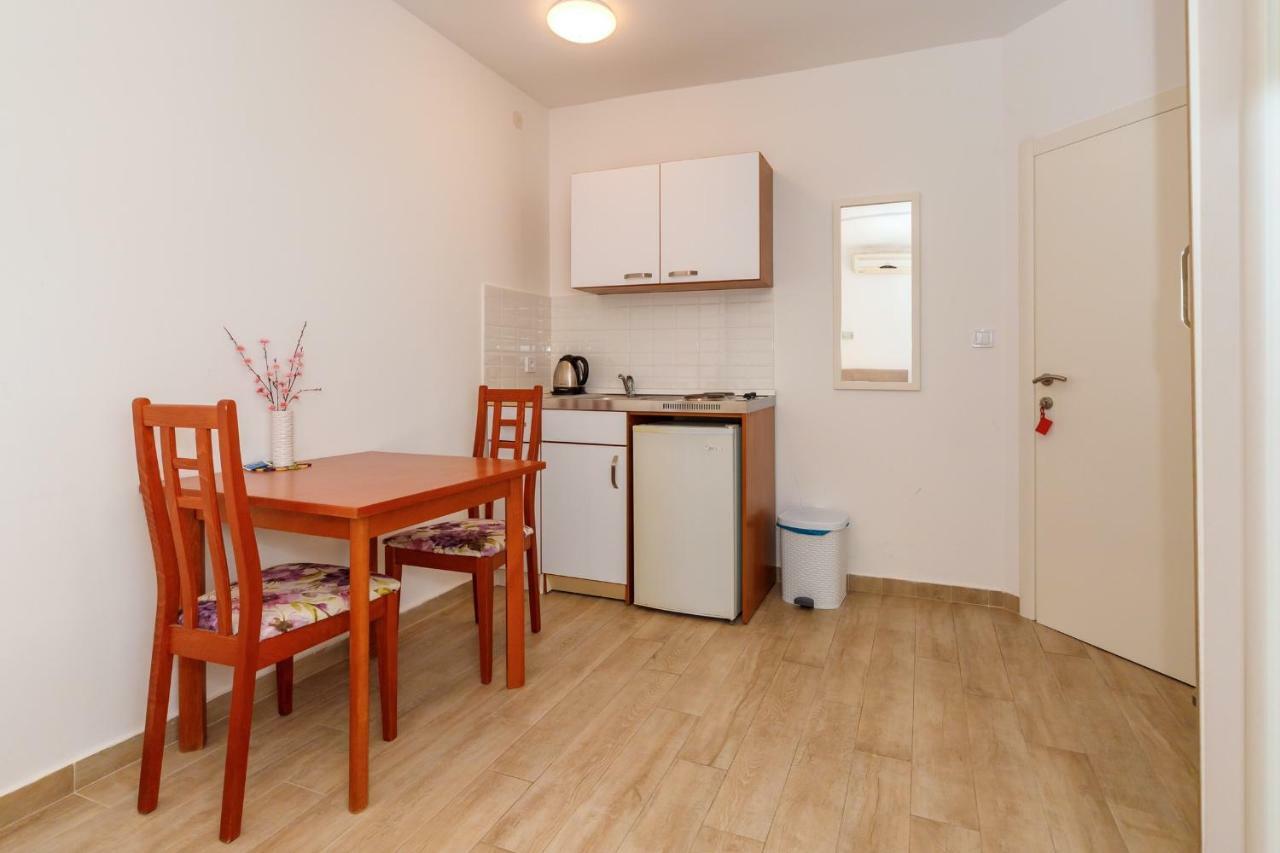 Gregovic Family Apartments Petrovac Extérieur photo