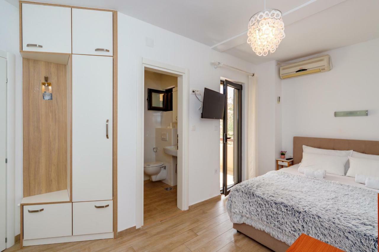 Gregovic Family Apartments Petrovac Extérieur photo
