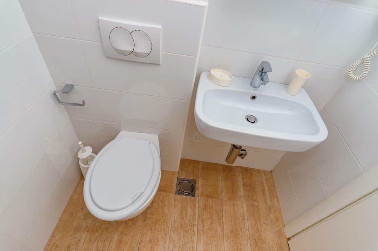 Gregovic Family Apartments Petrovac Extérieur photo