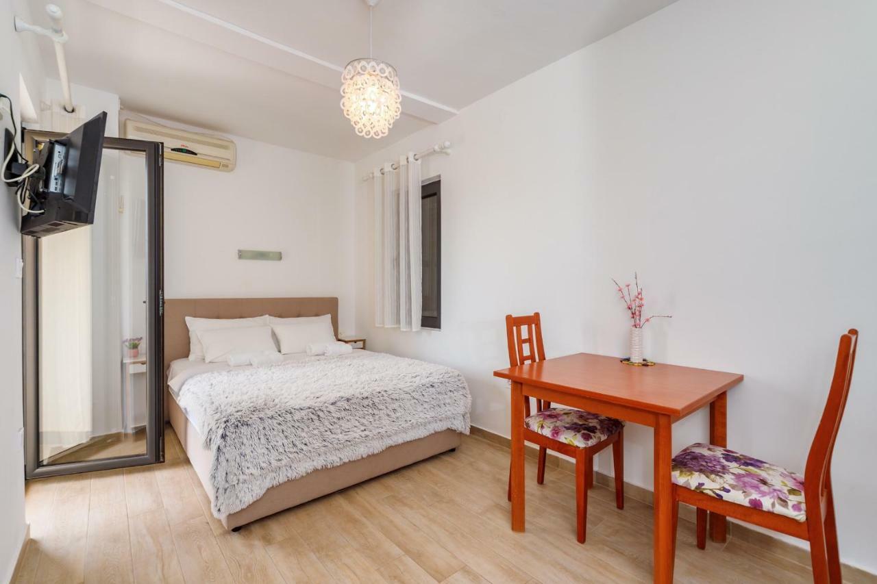 Gregovic Family Apartments Petrovac Extérieur photo