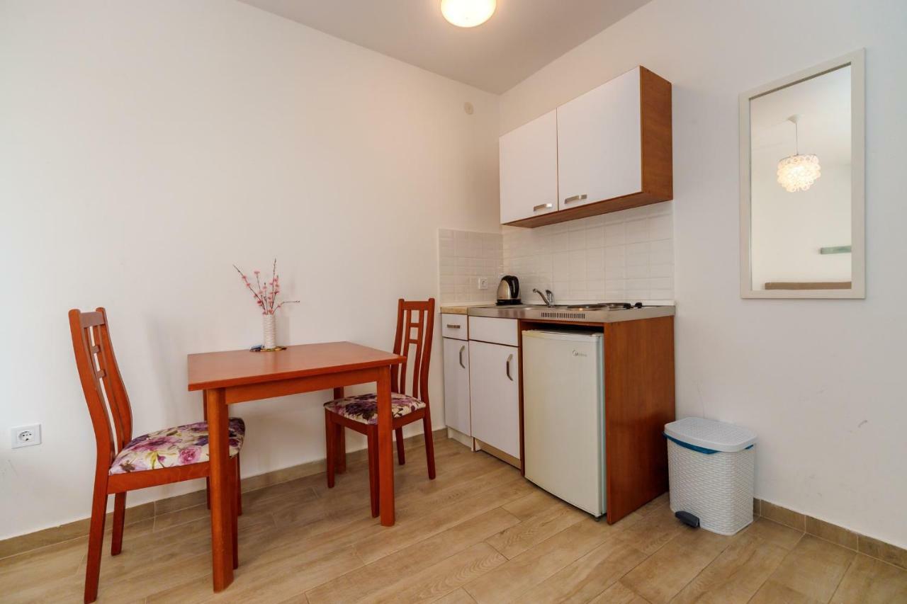 Gregovic Family Apartments Petrovac Extérieur photo