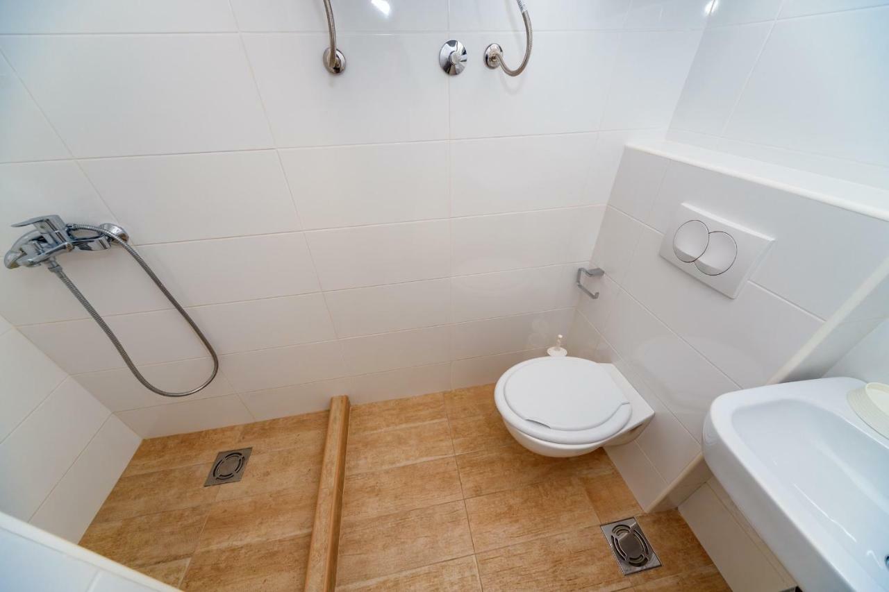 Gregovic Family Apartments Petrovac Extérieur photo